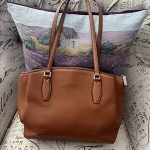 Kate Spade monet large triple compartment tote
Warm Gingerbread